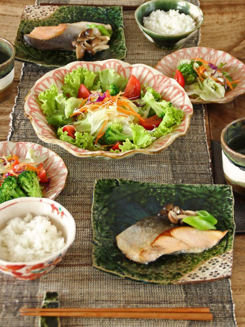 赤絵淡花輪花大鉢 - 【おとなの和食器屋 さんすい通販本店】