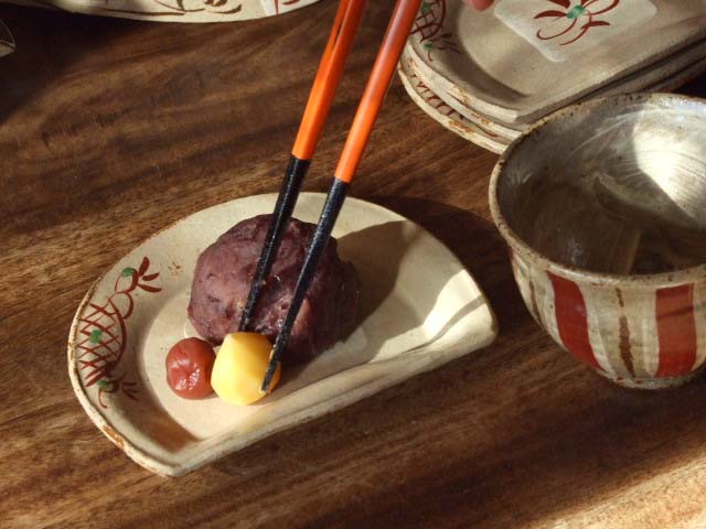 赤絵草紋重箱取り皿セット(2段)