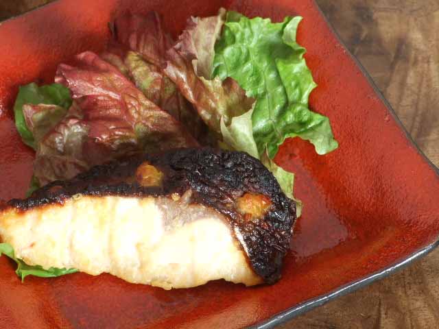 赤絵あけぼの角取り皿