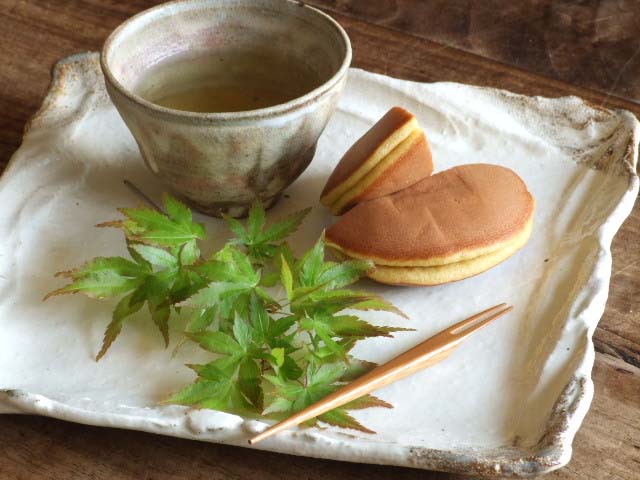 粉引しのぎ角大皿