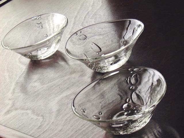 倉敷ガラス　小鉢　クリーム色のとろみガラスの器 2枚セット