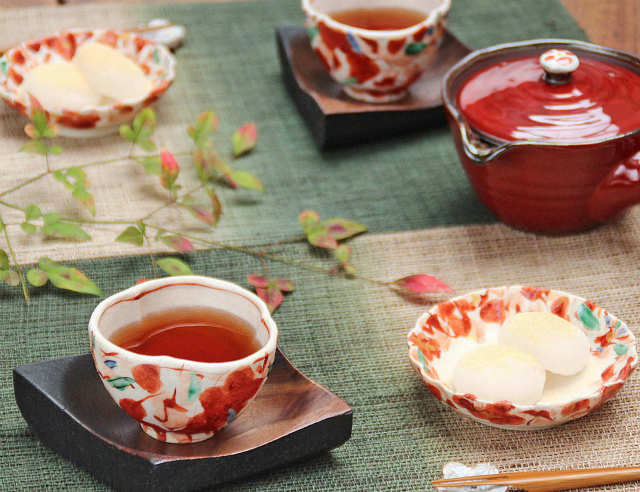 赤絵花舞蕾の豆鉢 - 【おとなの和食器屋 さんすい通販本店】