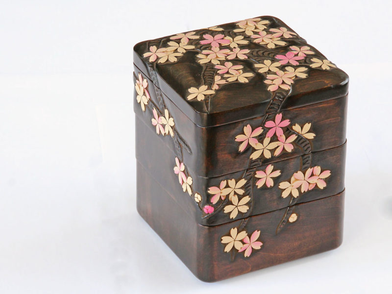 【新品・未使用】❤️川添日記　草木彫　椿のお重箱