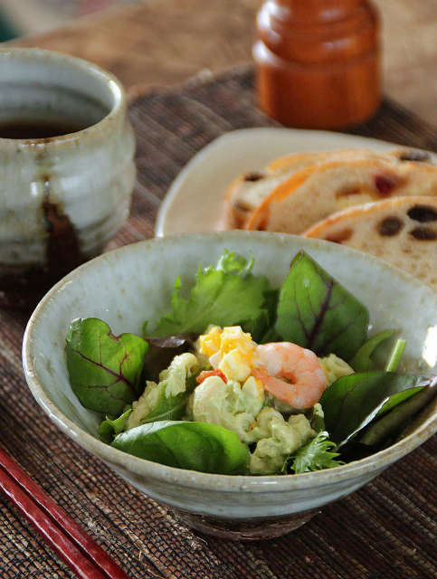 萩焼平中鉢 - 【おとなの和食器屋 さんすい通販本店】 萩焼平中鉢 - 【おとなの和食器屋 さんすい通販本店】