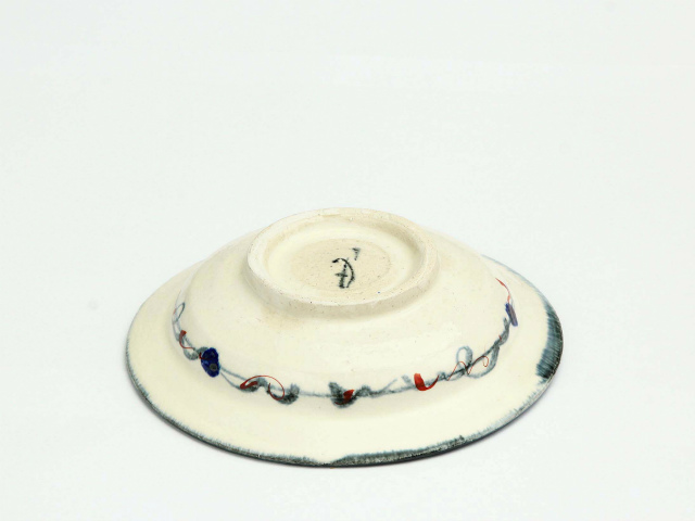 呉須赤絵花リム浅小鉢 - 【おとなの和食器屋 さんすい通販本店】