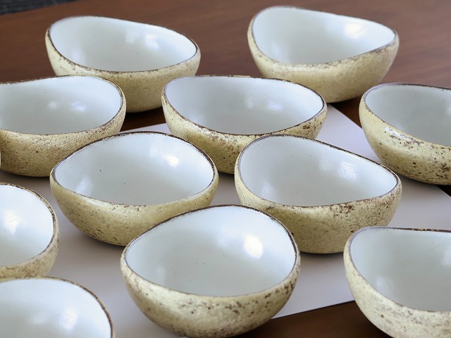 ひび化粧楕円深小鉢 - 【おとなの和食器屋 さんすい通販本店】